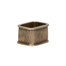 Load image into Gallery viewer, Juliska Blenheim Oak Napkin Ring - Antique Brass
