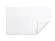 Load image into Gallery viewer, Matouk Bath Towels - Lotus
