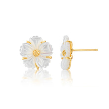 Load image into Gallery viewer, mother of pearl flower shaped earrings with post back 
