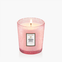 Load image into Gallery viewer, Voluspa Nāpali Passion Fruit Classic Candle - 9.5 oz in pink glass jar
