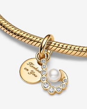 Load image into Gallery viewer, PANDORA Sunrise Medallion Charm - 14k Gold
