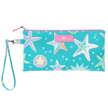 Load image into Gallery viewer, Scout Kate Wristlet Sand Holla
