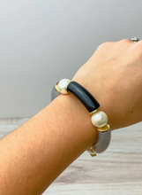 Load image into Gallery viewer, Lelani Resin Color-Block &amp; Glass Pearl Stretch Bracelet - Grey Black
