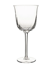 Load image into Gallery viewer, Vienne Clear Red Wine Glass
