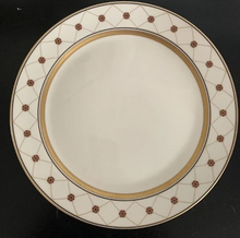 Load image into Gallery viewer, Katarina Dinner Plate - White
