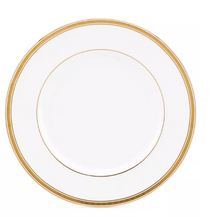 Load image into Gallery viewer, Oxford Place Dinner Plate
