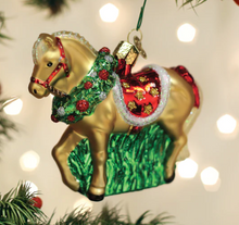 Load image into Gallery viewer, Horse With Wreath Ornament
