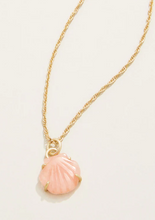 Load image into Gallery viewer, Spartina 449 Carved Shell Necklace 18&quot; Coral
