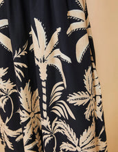 Load image into Gallery viewer, Spartina 449 Keila Midi Dress Southern Resort Palms Black
