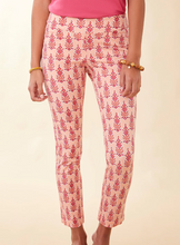 Load image into Gallery viewer, Spartina 449 Maren Pull On-Pant Callawassie Blooms
