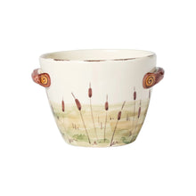 Load image into Gallery viewer, Vietri Wildlife Deer Handled Deep Serving Bowl
