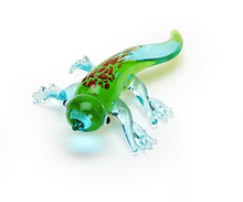 Load image into Gallery viewer, Water Side Friends Glass Figurines
