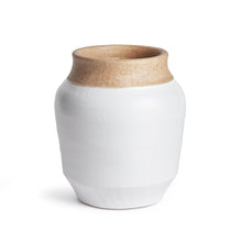 Load image into Gallery viewer, Atwood Vase Short
