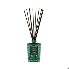 Load image into Gallery viewer, Noble Fir 200ml Reed Diffuser
