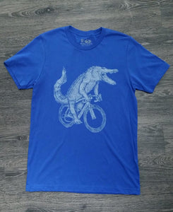 Alligator On A Bicycle Men's T-Shirt - Royal Blue