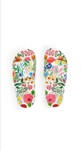 Load image into Gallery viewer, White Floral Molded Eva Slides
