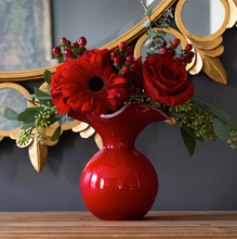 Load image into Gallery viewer, Hibiscus Glass Red Small Fluted Vase
