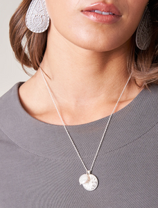 Floret Necklace Pearl