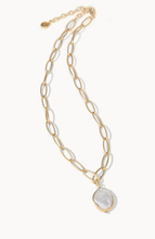 Load image into Gallery viewer, Spartina 449 Coin Pearl Chunky Necklace - 17&quot;
