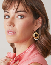 Load image into Gallery viewer, Spartina 449 Ripple Earrings - Pearl
