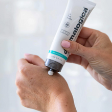 Load image into Gallery viewer, Dermalogica Oil Free Matte SPF30

